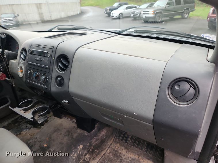 image for item MW9641 2007 Ford F150 XL  pickup truck