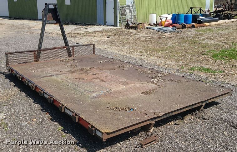 image for item MX9553 Hook lift flatbed