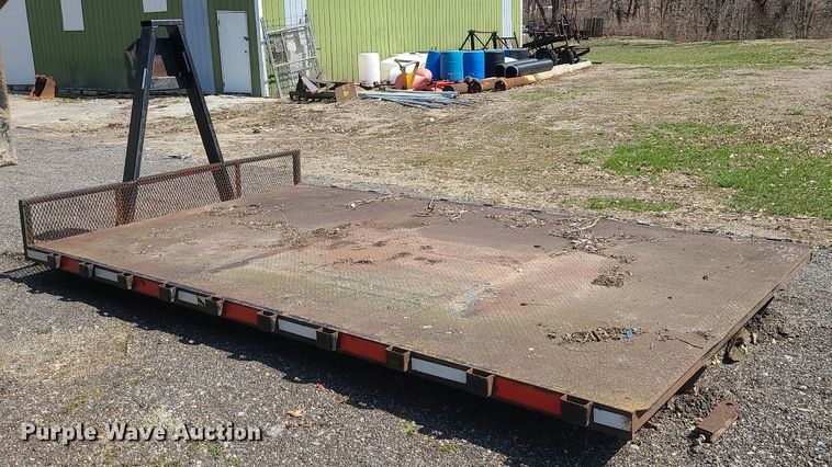 image for item MX9553 Hook lift flatbed