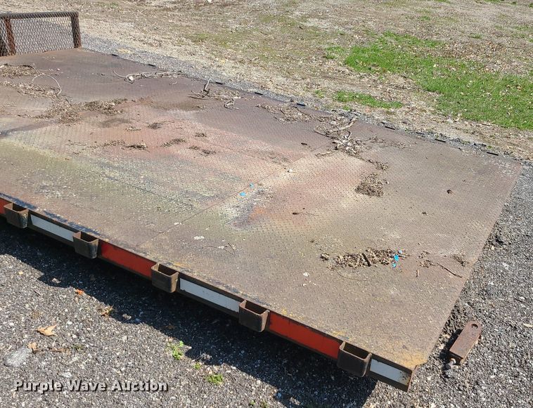 image for item MX9553 Hook lift flatbed