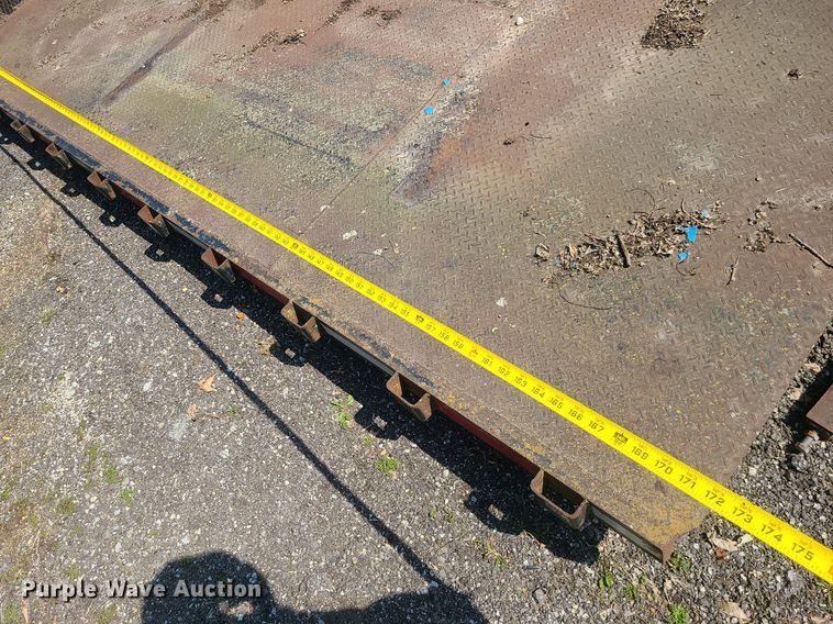 image for item MX9553 Hook lift flatbed