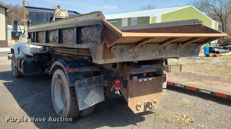 image for item MX9554 1998 Chevrolet C7500  dump truck