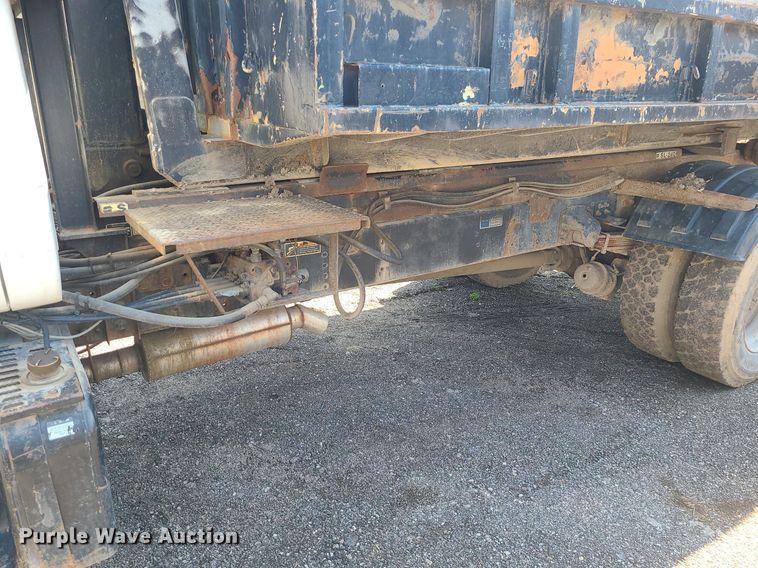 image for item MX9554 1998 Chevrolet C7500  dump truck