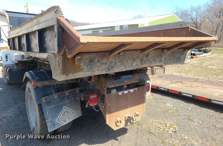 image for item MX9554 1998 Chevrolet C7500  dump truck