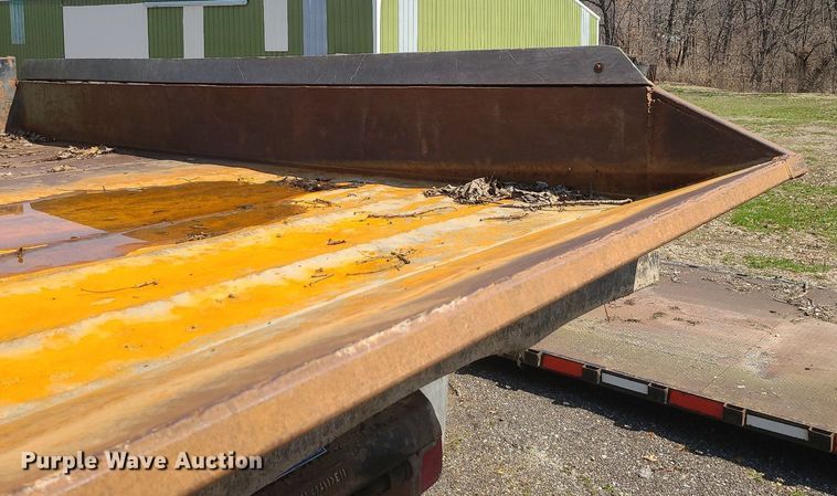 image for item MX9554 1998 Chevrolet C7500  dump truck