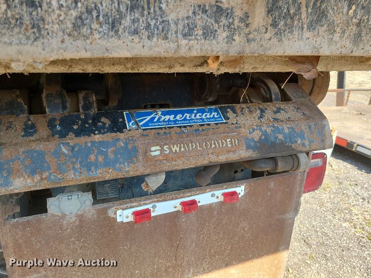 image for item MX9554 1998 Chevrolet C7500  dump truck