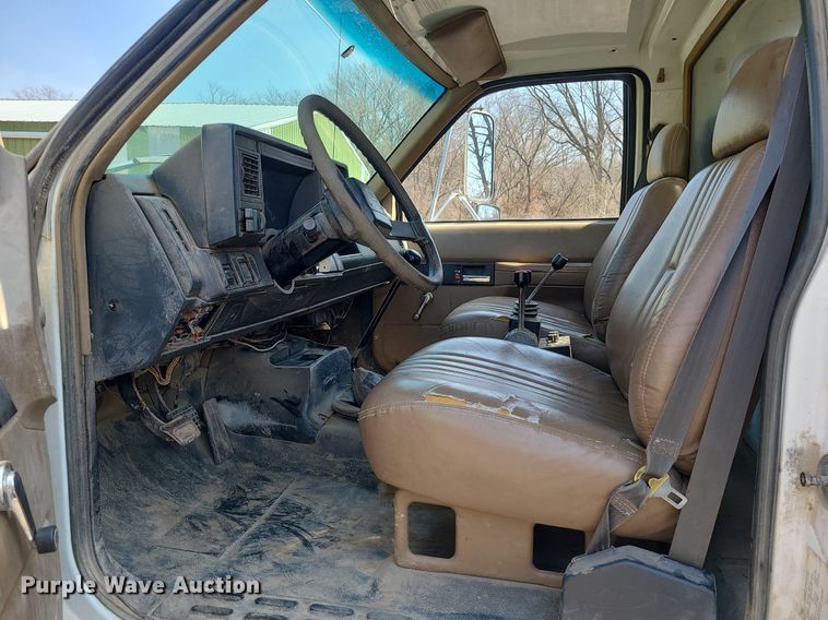 image for item MX9554 1998 Chevrolet C7500  dump truck