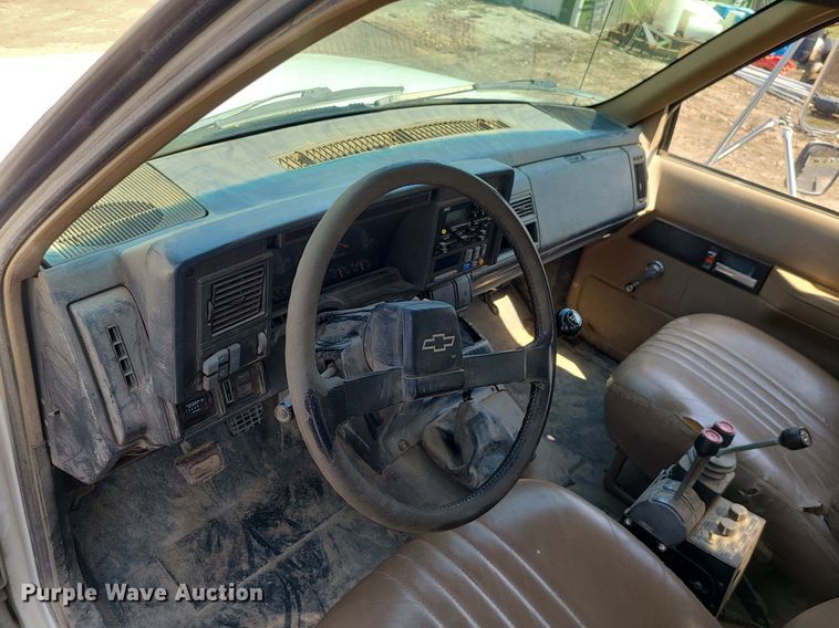 image for item MX9554 1998 Chevrolet C7500  dump truck