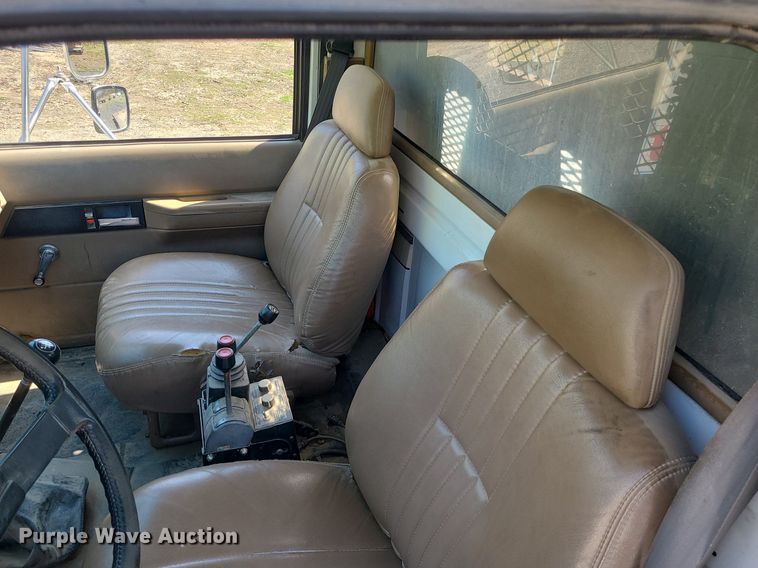 image for item MX9554 1998 Chevrolet C7500  dump truck