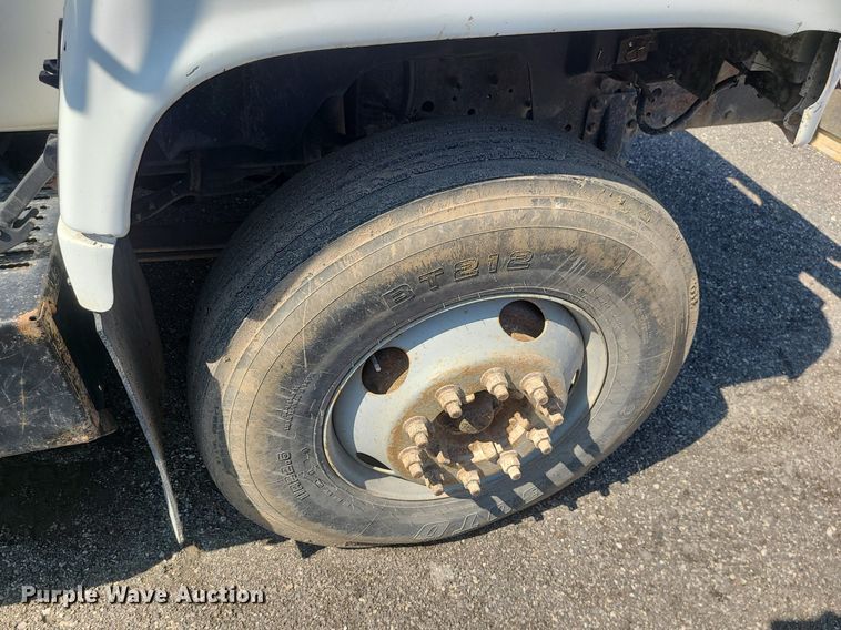 image for item MX9554 1998 Chevrolet C7500  dump truck