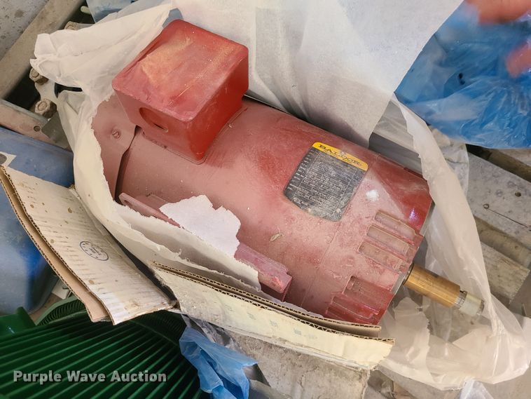 image for item MX9555 (4) electric motors