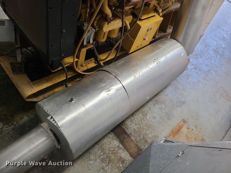 image for item MX9557 Caterpillar SR4  generator