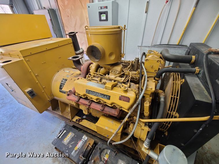 image for item MX9557 Caterpillar SR4  generator