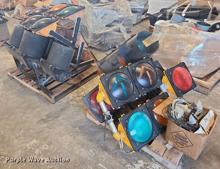 image for item MX9586 Tools