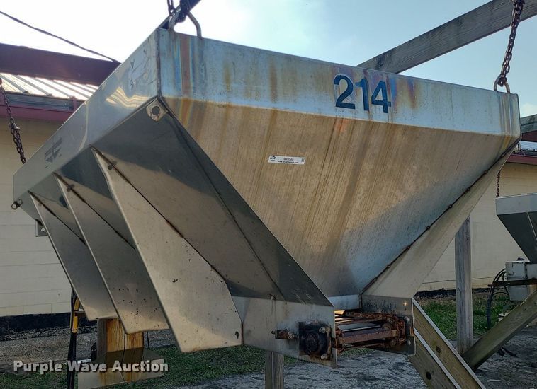 image for item MX9589 Swenson salt spreader