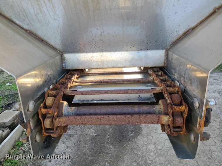 image for item MX9589 Swenson salt spreader