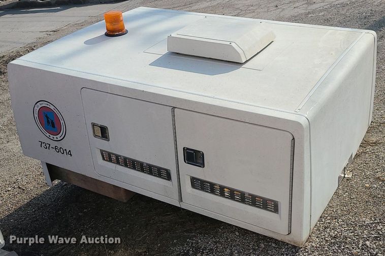 image for item MX9590 Shor-line  animal control bed