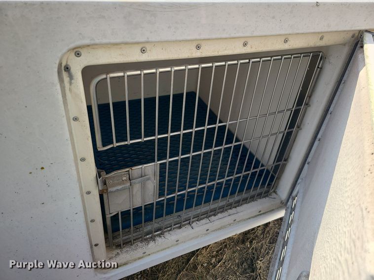 image for item MX9590 Shor-line  animal control bed