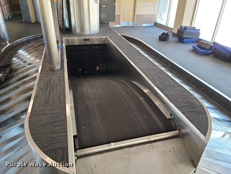 image for item MX9642 (3) luggage carousels