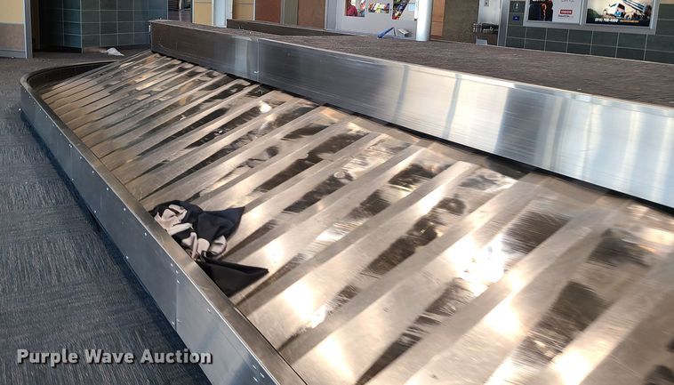 image for item MX9642 (3) luggage carousels