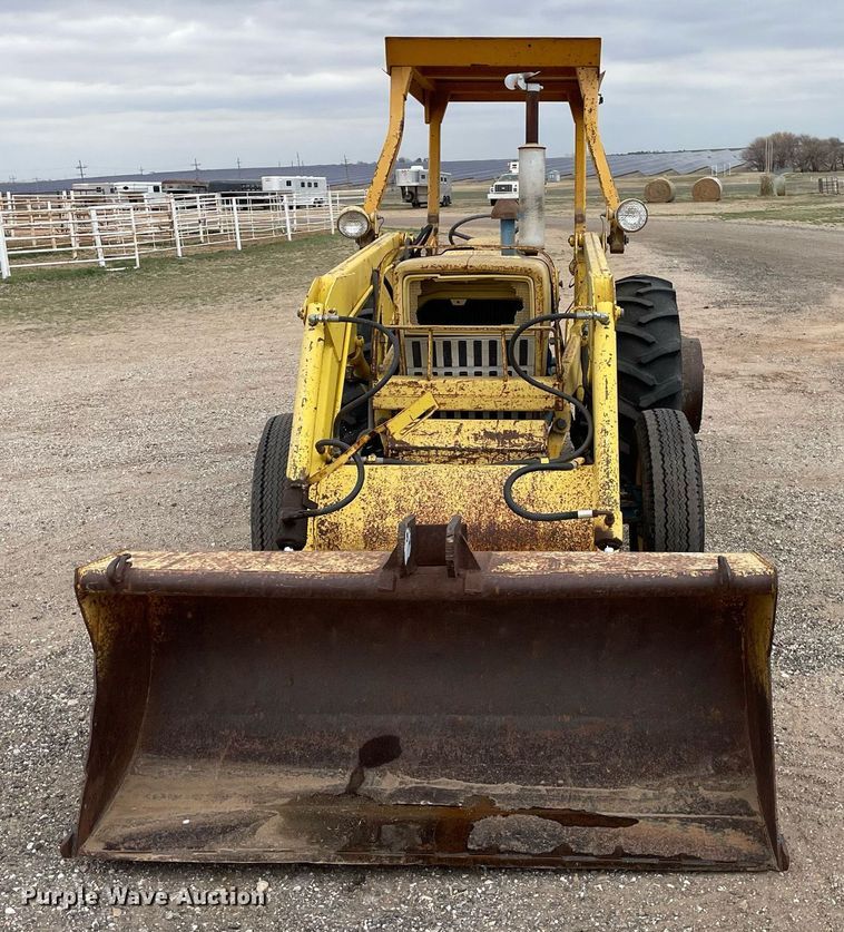 image for item MY9228 Ford 4400  tractor