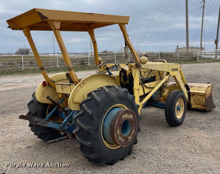 image for item MY9228 Ford 4400  tractor