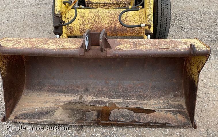 image for item MY9228 Ford 4400  tractor