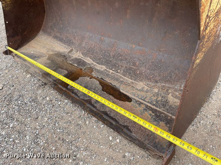 image for item MY9228 Ford 4400  tractor