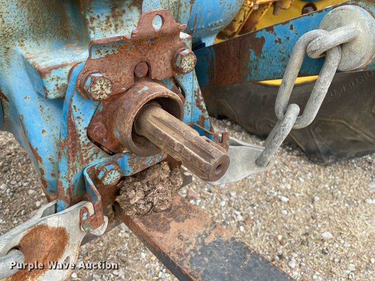 image for item MY9228 Ford 4400  tractor