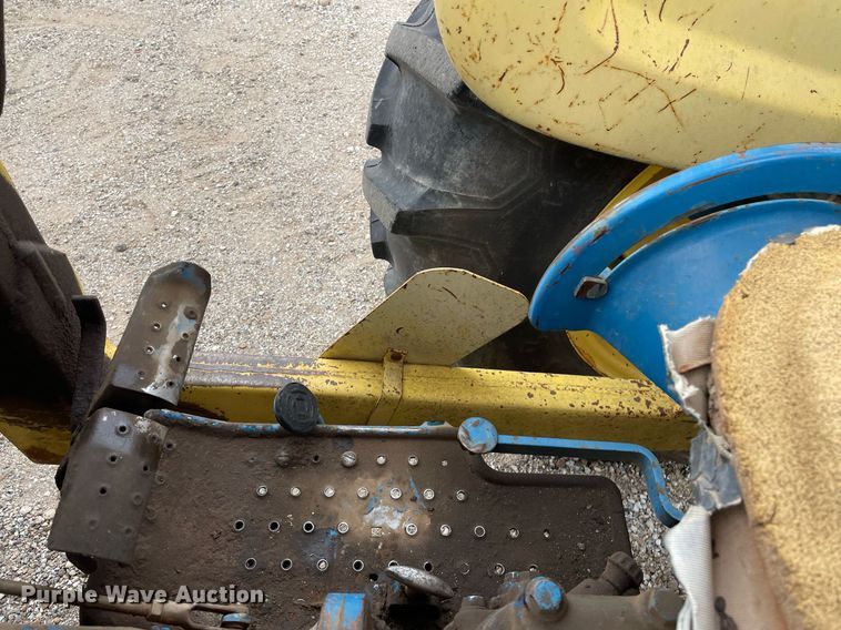 image for item MY9228 Ford 4400  tractor