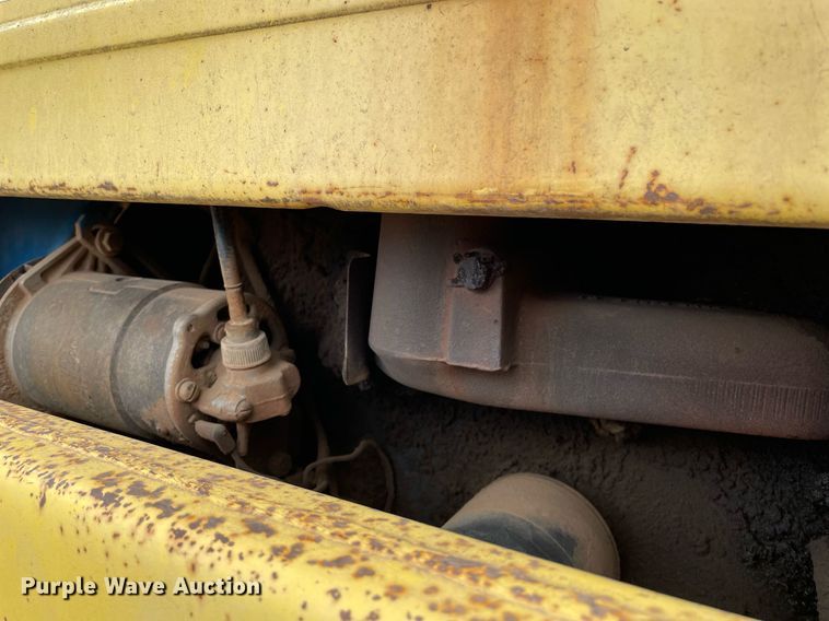 image for item MY9228 Ford 4400  tractor