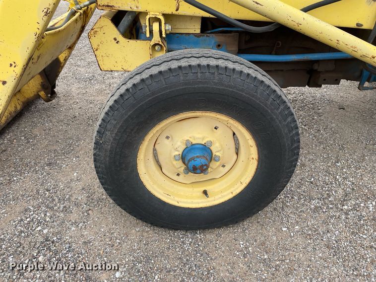 image for item MY9228 Ford 4400  tractor