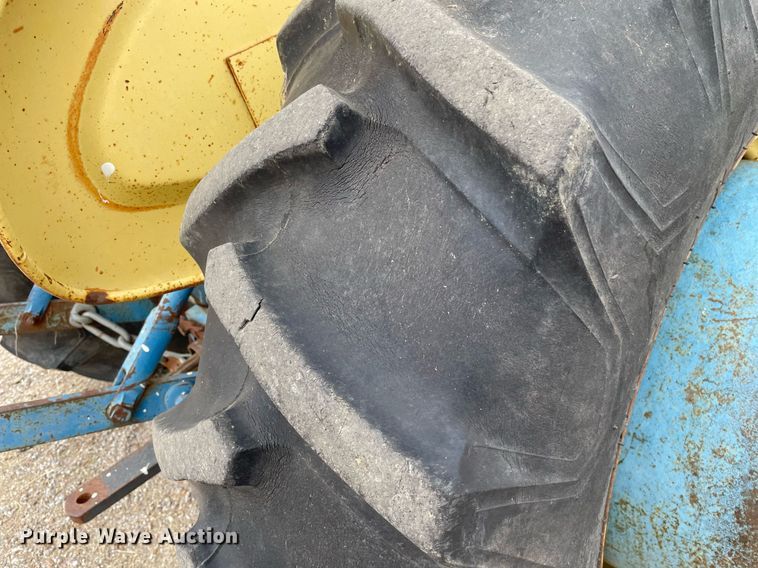 image for item MY9228 Ford 4400  tractor