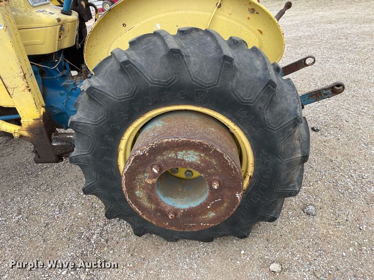 image for item MY9228 Ford 4400  tractor