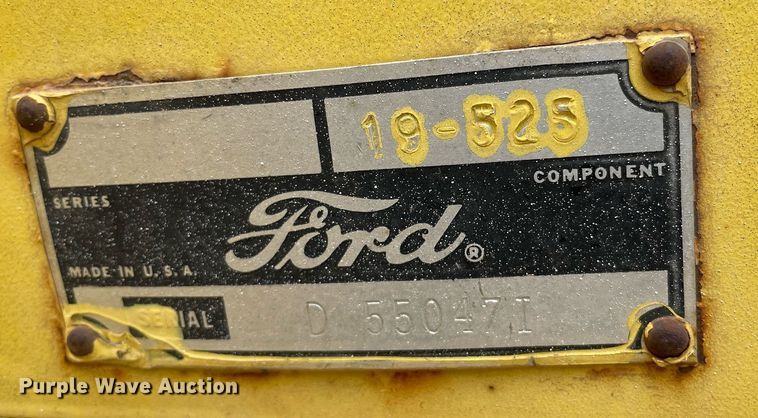 image for item MY9228 Ford 4400  tractor