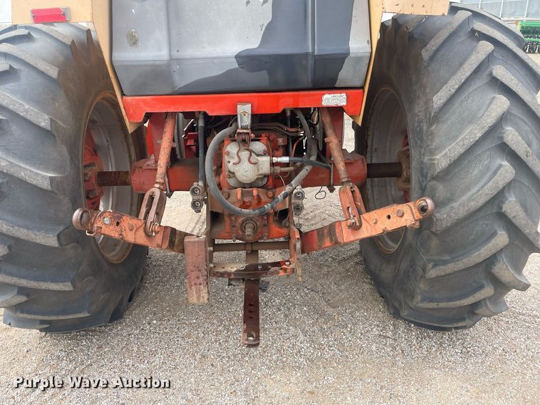 image for item MY9229 1973 Case 870 Agri-King  tractor