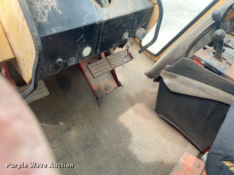 image for item MY9229 1973 Case 870 Agri-King  tractor