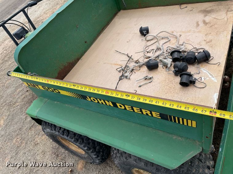 image for item MY9230 1988 John Deere AMT600  utility vehicle