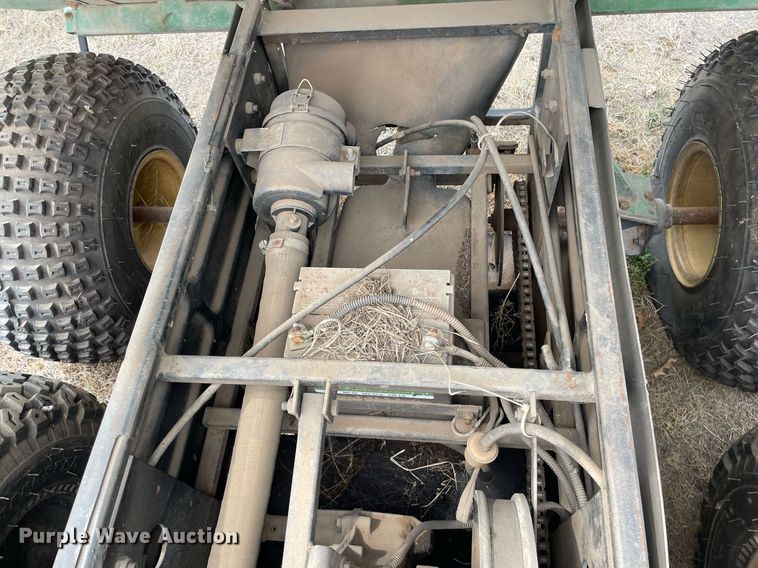 image for item MY9230 1988 John Deere AMT600  utility vehicle