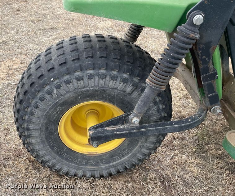 image for item MY9230 1988 John Deere AMT600  utility vehicle