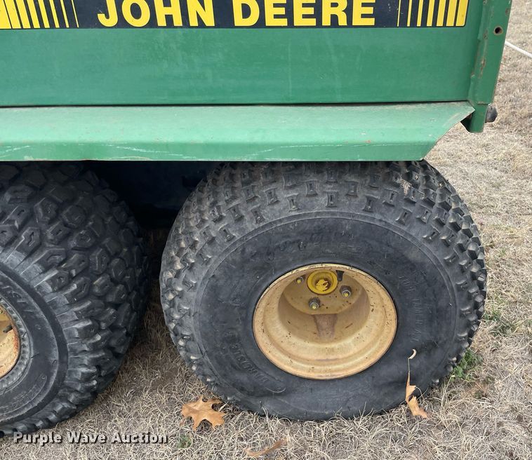 image for item MY9230 1988 John Deere AMT600  utility vehicle