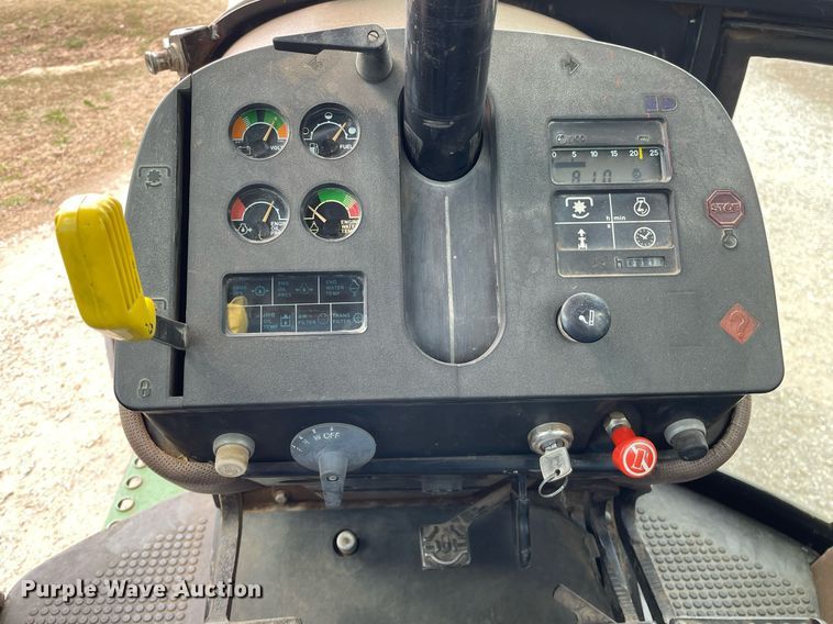 image for item MY9235 1988 John Deere 4650  tractor