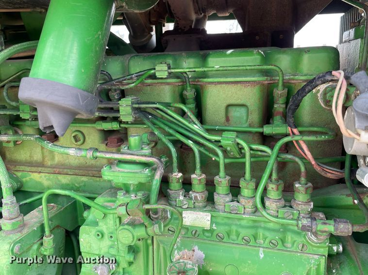 image for item MY9235 1988 John Deere 4650  tractor
