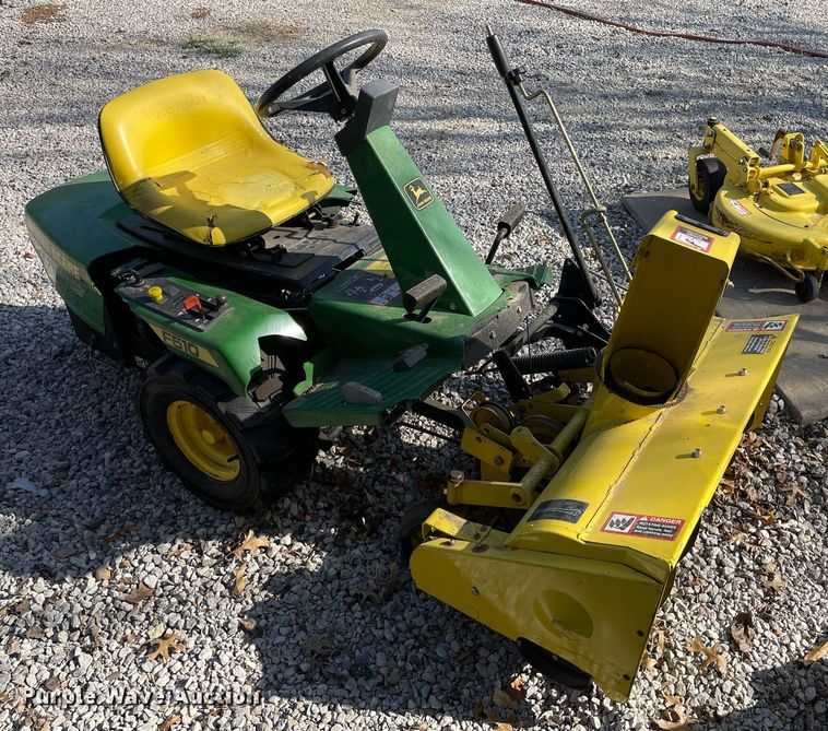 image for item MY9238 John Deere F510  lawn mower