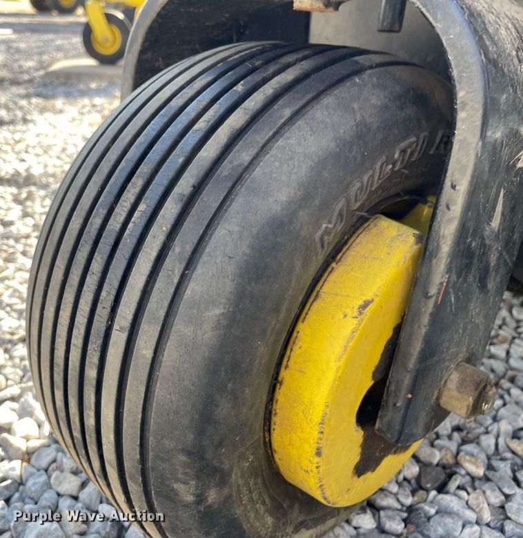 image for item MY9238 John Deere F510  lawn mower