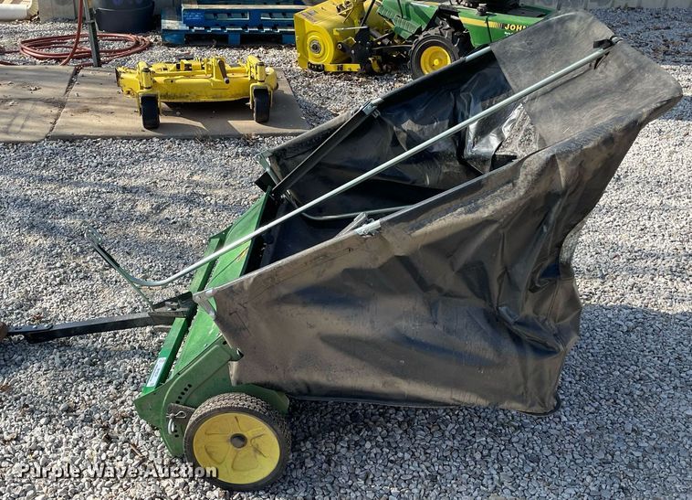 image for item MY9239 John Deere  lawn sweeper