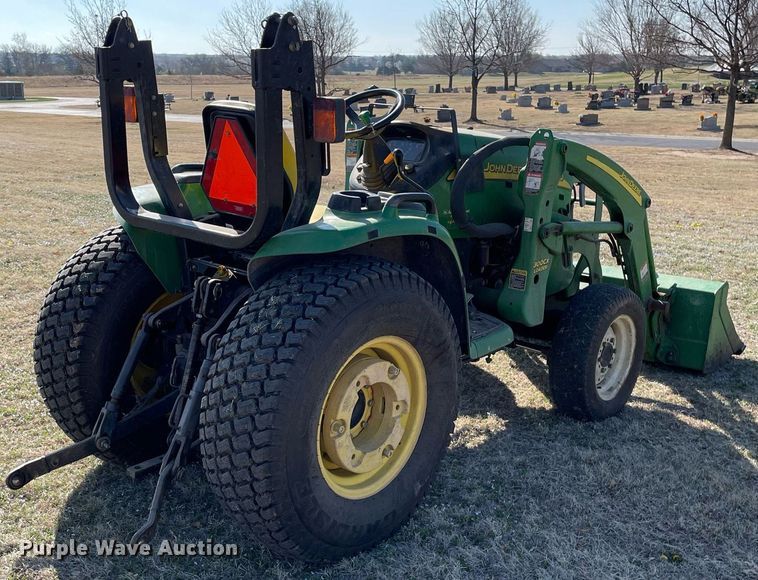 image for item MY9240 2006 John Deere 3120  tractor