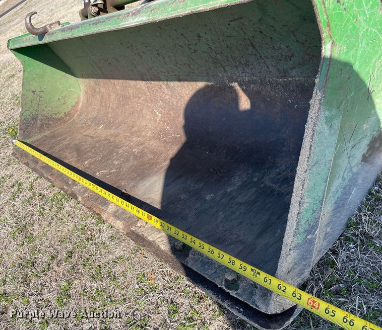 image for item MY9240 2006 John Deere 3120  tractor