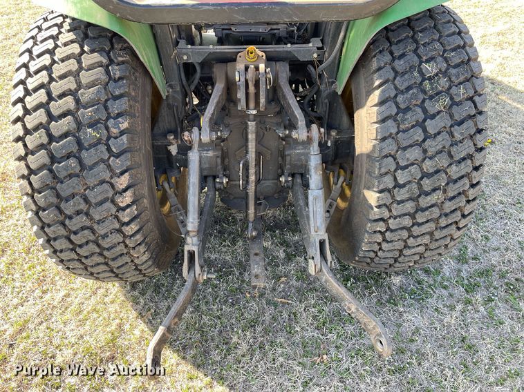 image for item MY9240 2006 John Deere 3120  tractor