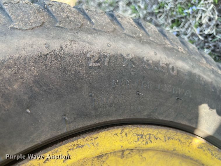 image for item MY9240 2006 John Deere 3120  tractor